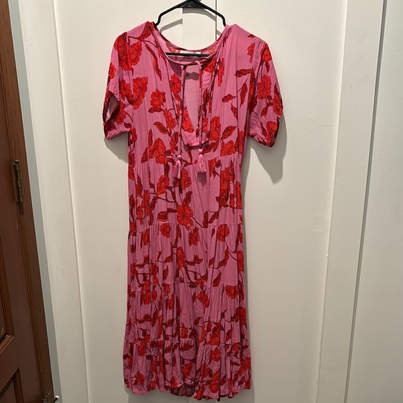 Karlie Stellar Pink and Red Floral Tiered Midi Dress - Picture 3 of 8